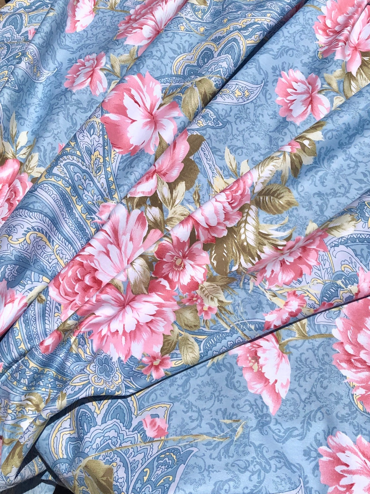 Victorian Floral Cotton with Pink Rose Bouquets