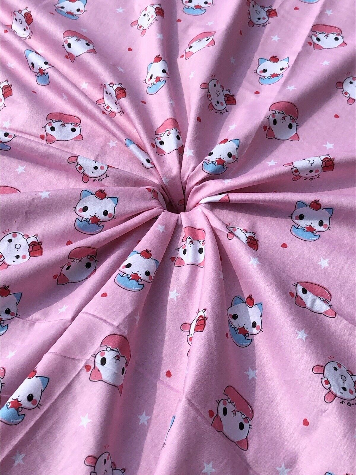 Very Cute Small Cup Kitty Cotton Fabric